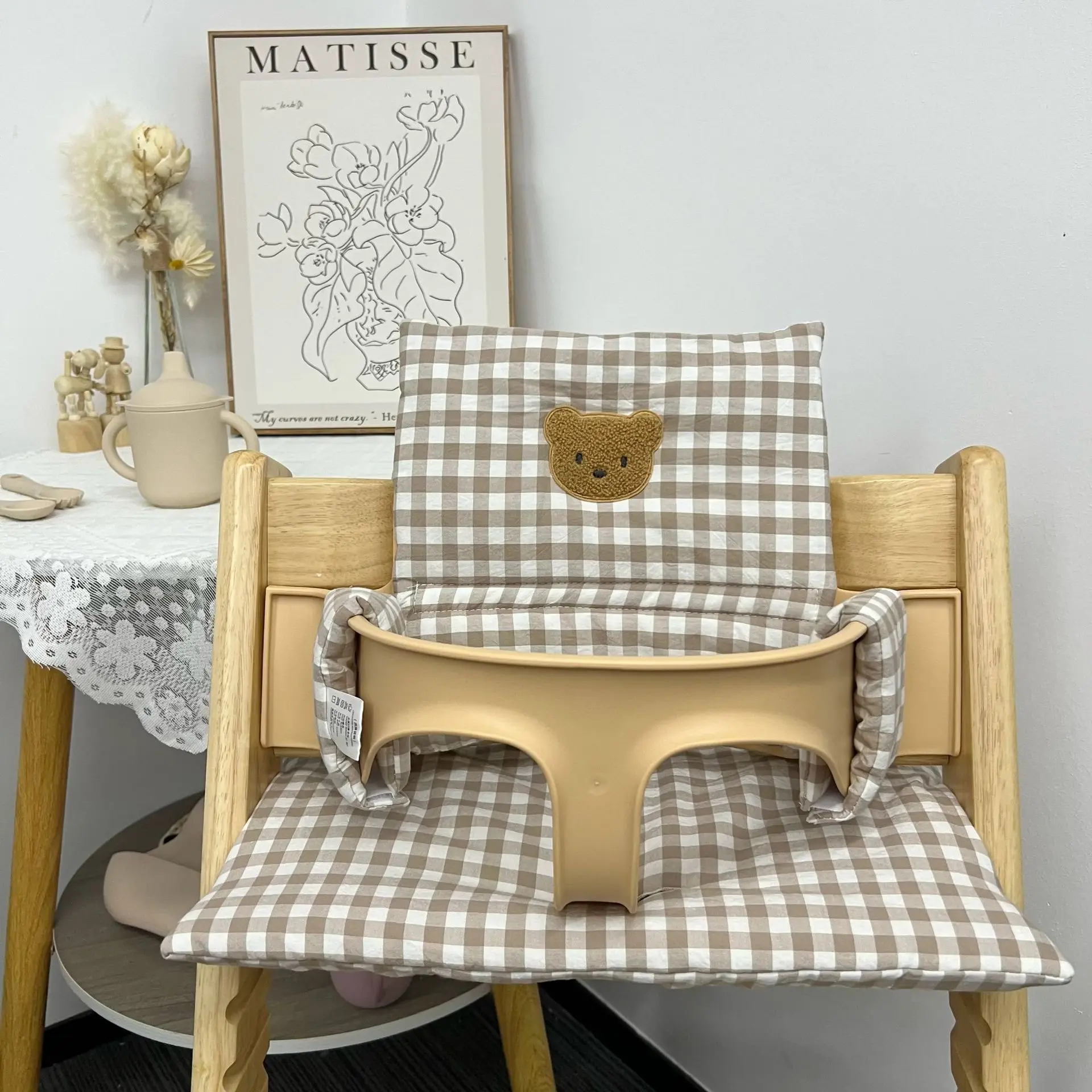 Baby Dining Chair Cushion Autumn And Winter Going Out Portable Non-Slip Integrated Cushion Baby Eating Growth Chair Accessories