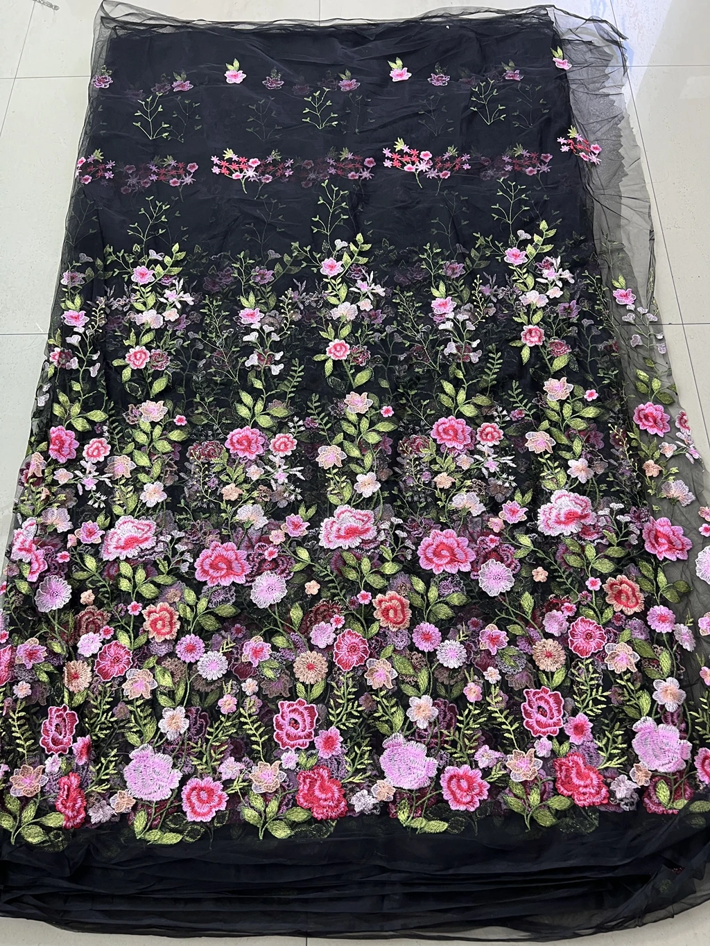 New Product Rose Mesh Embroidered Fabric Autumn Plant Evening Dress Lace Fabric Clothing DIY Dress Fabric Lace