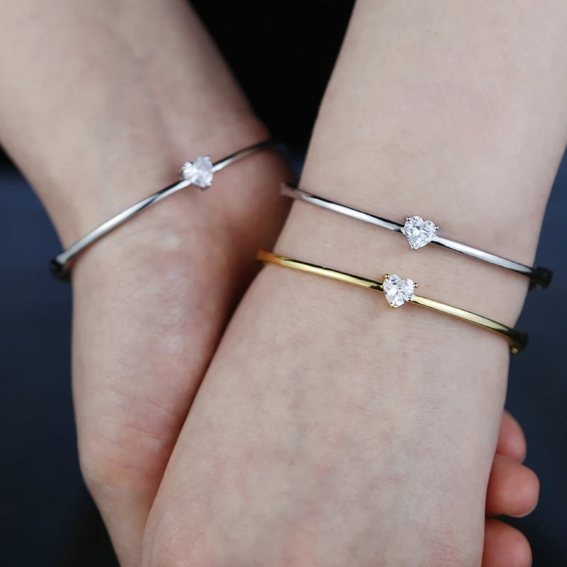 Single 5A Heart Shaped Cubic Zirconia CZ Bangle Bracelet For Women Wholesale Simple Classic Jewelry