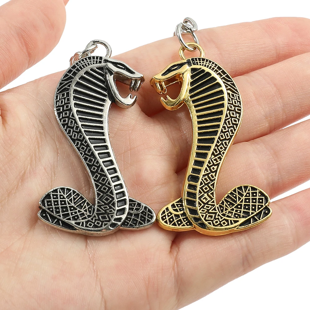 Fashion Metal Key Ring Auto Keychain Snake Shape Key Chain Fit For Ford Mustang GT Cobra Chaveiro Llavero Key Holder Car Styling
