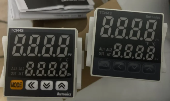 Original Autonics CX6S-2P2 1P2 CT4S-1P2 TCN4H TCN4M TCN4L TCN4S-24R 22R AT8N Temperature Controller PID Thermocouple Input