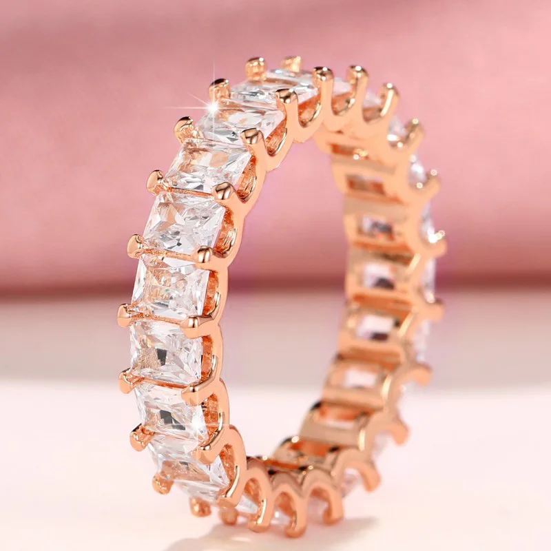 Huitan Crystal/Pink CZ Promise Rings Women Simple Stylish Finger-ring Wedding Engagement Bands Fashion Versatile Lady Jewelry