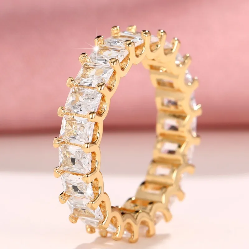 Huitan Crystal/Pink CZ Promise Rings Women Simple Stylish Finger-ring Wedding Engagement Bands Fashion Versatile Lady Jewelry