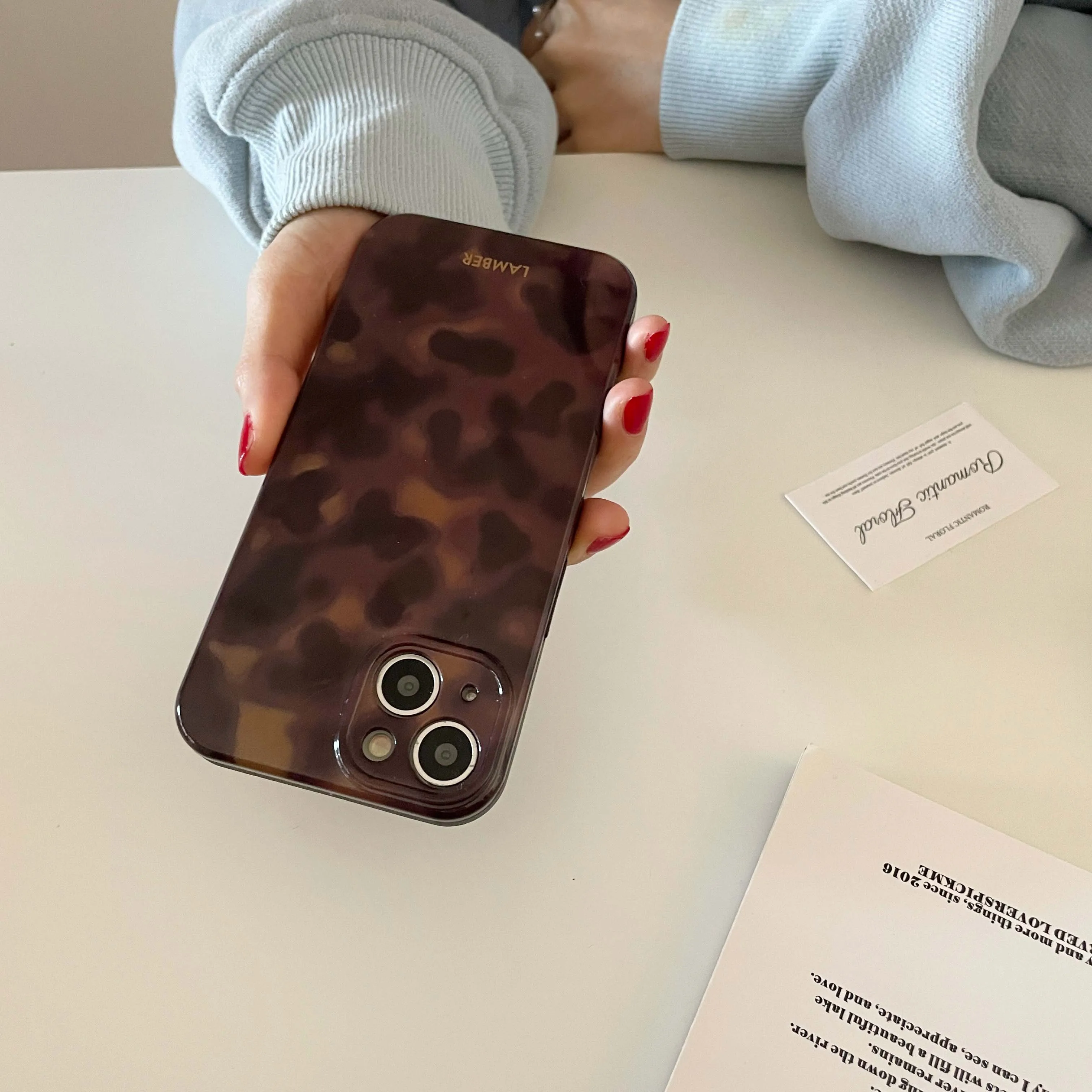 Amber retro brown silicone soft imd shockproof phone case for iphone 17 18 14 12 11 13 pro max 15 promax protector back cover