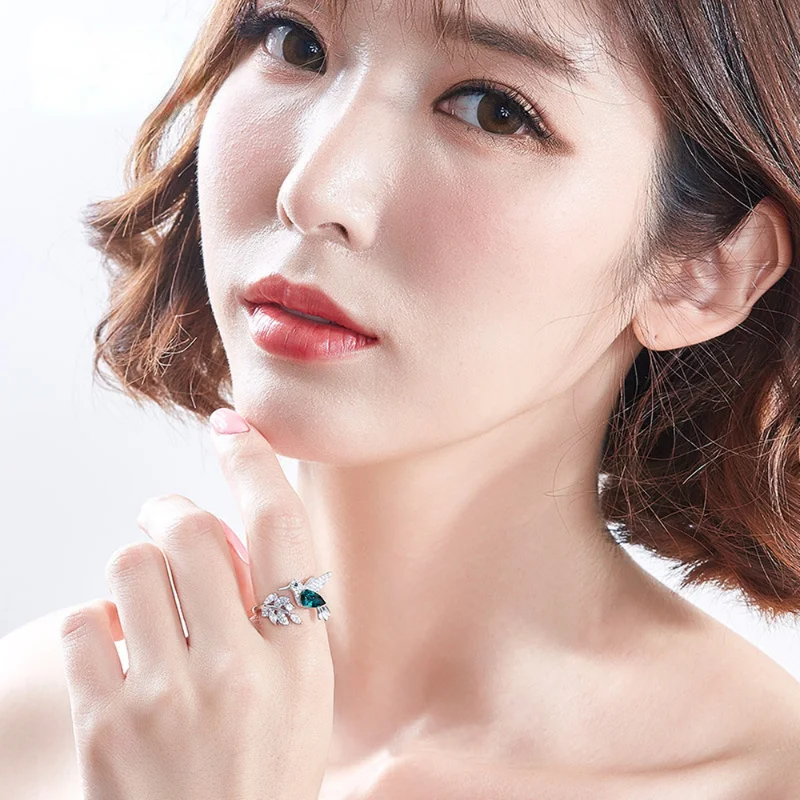 Fashion Silver Color Hummingbird Adjustable Ring for Women with Green Austrian Crystal Luxury Wedding Rings Jewelry Gift
