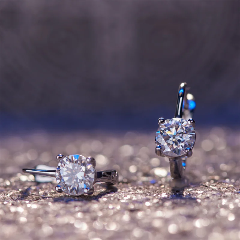 Huitan Simple Classic Silver Color Hoop Earrings for Women 4 Claw Design Cubic Zirconia Crystal Earrings Timeless Style Jewelry