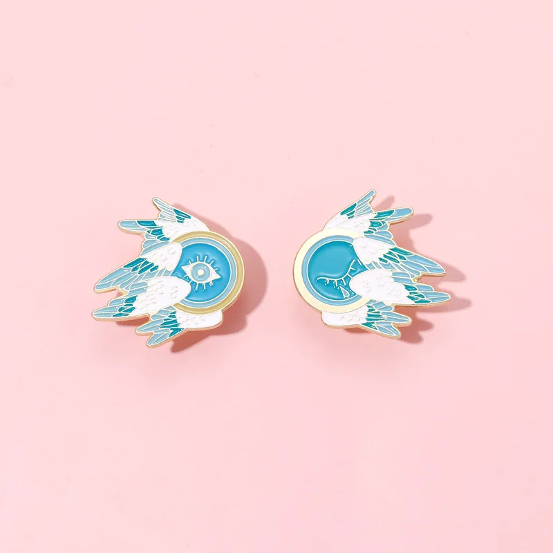 Angel Wings Enamel Pin Seraphim Pure Wings Lapel Pin Decorative Jewelry Brooche Cartoon Animal Accessories Badge for Friend Gift