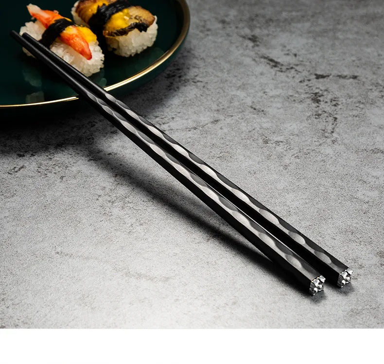 5 Pairs Japanese Chinese chopsticks Sushi Sticks Reusable Alloy Korean Chopsticks Set Healthy Alloy Tableware Palillos Chinos