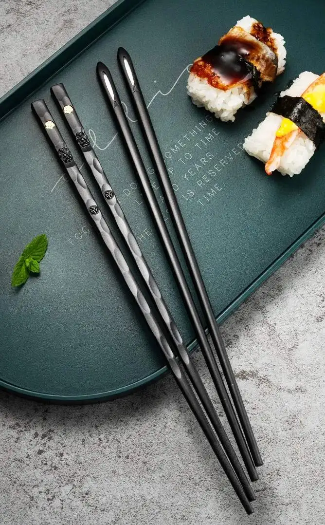 5 Pairs Japanese Chinese chopsticks Sushi Sticks Reusable Alloy Korean Chopsticks Set Healthy Alloy Tableware Palillos Chinos