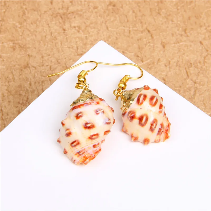New In Natural Shell Sea Scallop Drop Earrings Boho Shell Drop Earrings for Women Femal Sea Beach Earrings Summer Jewelry Gifts