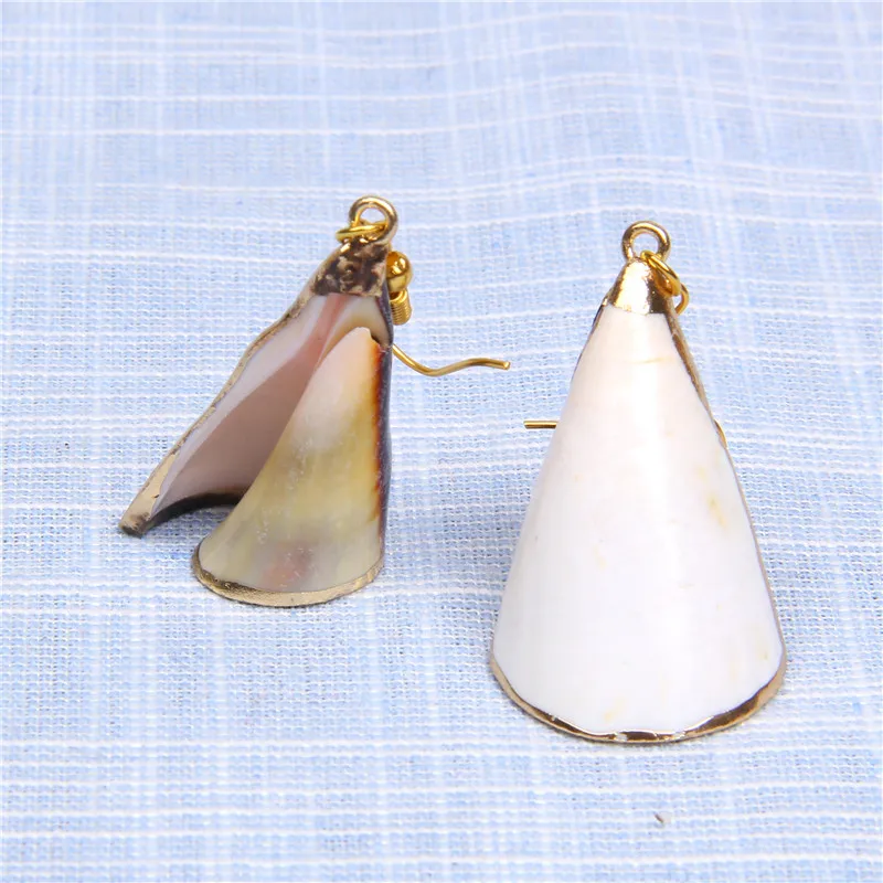 New In Natural Shell Sea Scallop Drop Earrings Boho Shell Drop Earrings for Women Femal Sea Beach Earrings Summer Jewelry Gifts