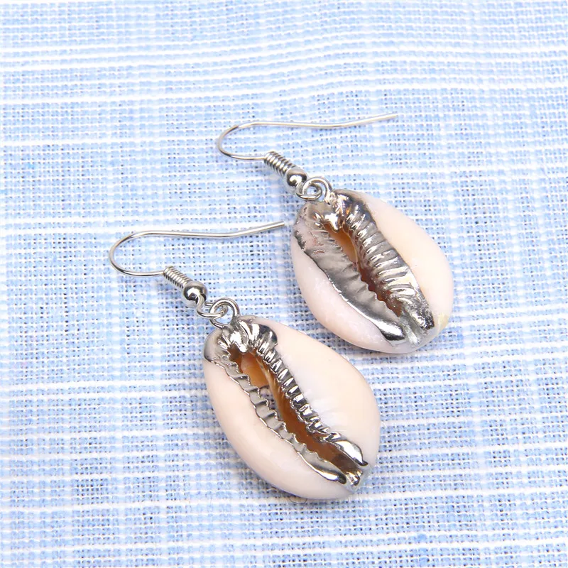 New In Natural Shell Sea Scallop Drop Earrings Boho Shell Drop Earrings for Women Femal Sea Beach Earrings Summer Jewelry Gifts