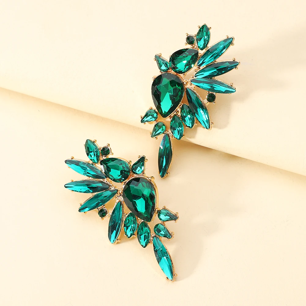 Vintage Sparkly Crystal Big Stud Earrings For Women 2023 Trendy Luxury Design Charm Piercing Wedding Party Statement Jewelry