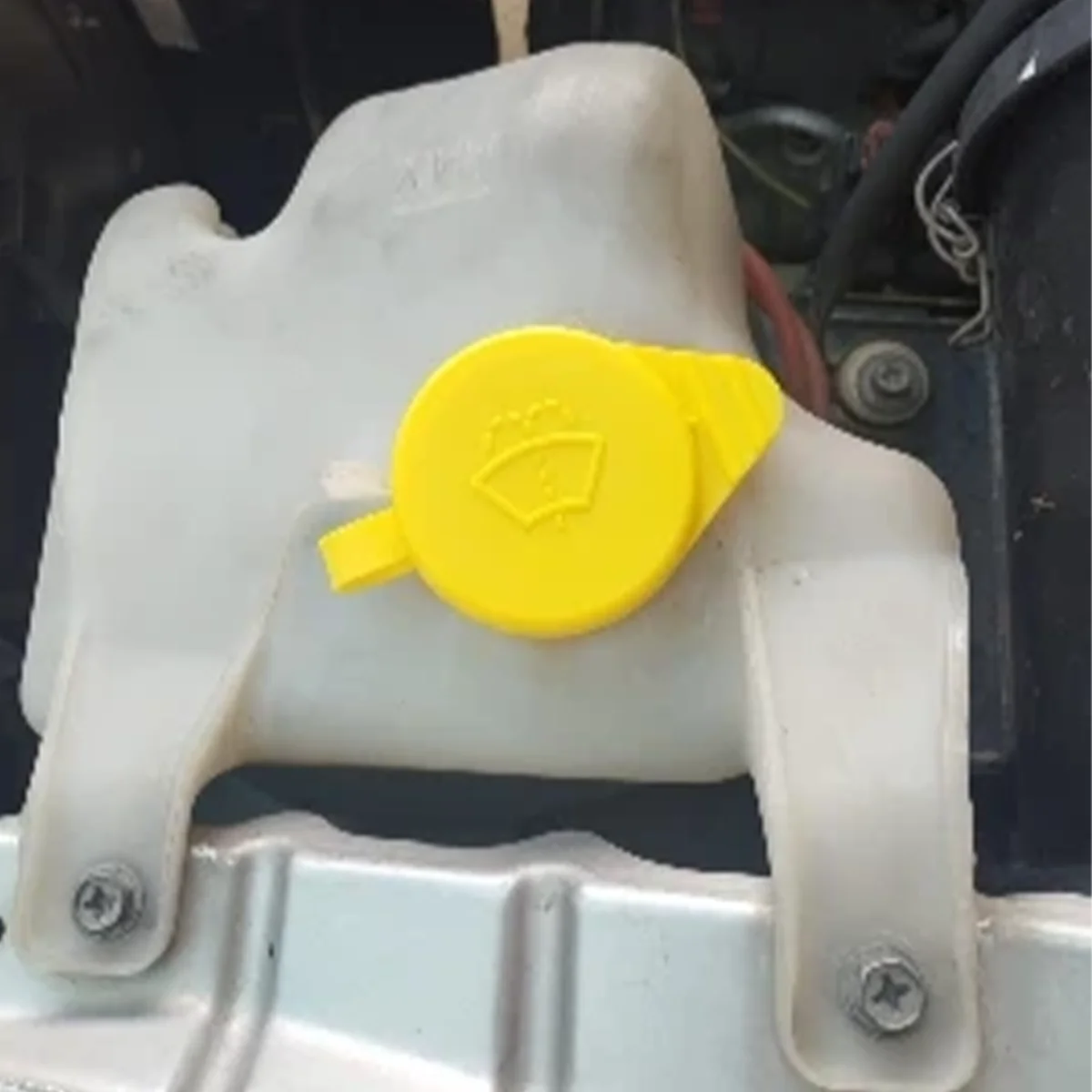 Car Windshield Washer Fluid Reservoir Tank Cap Lid 289137F001 for Nissan Pathfinder R50 R51 Terrano R20 Mistral Navara D40