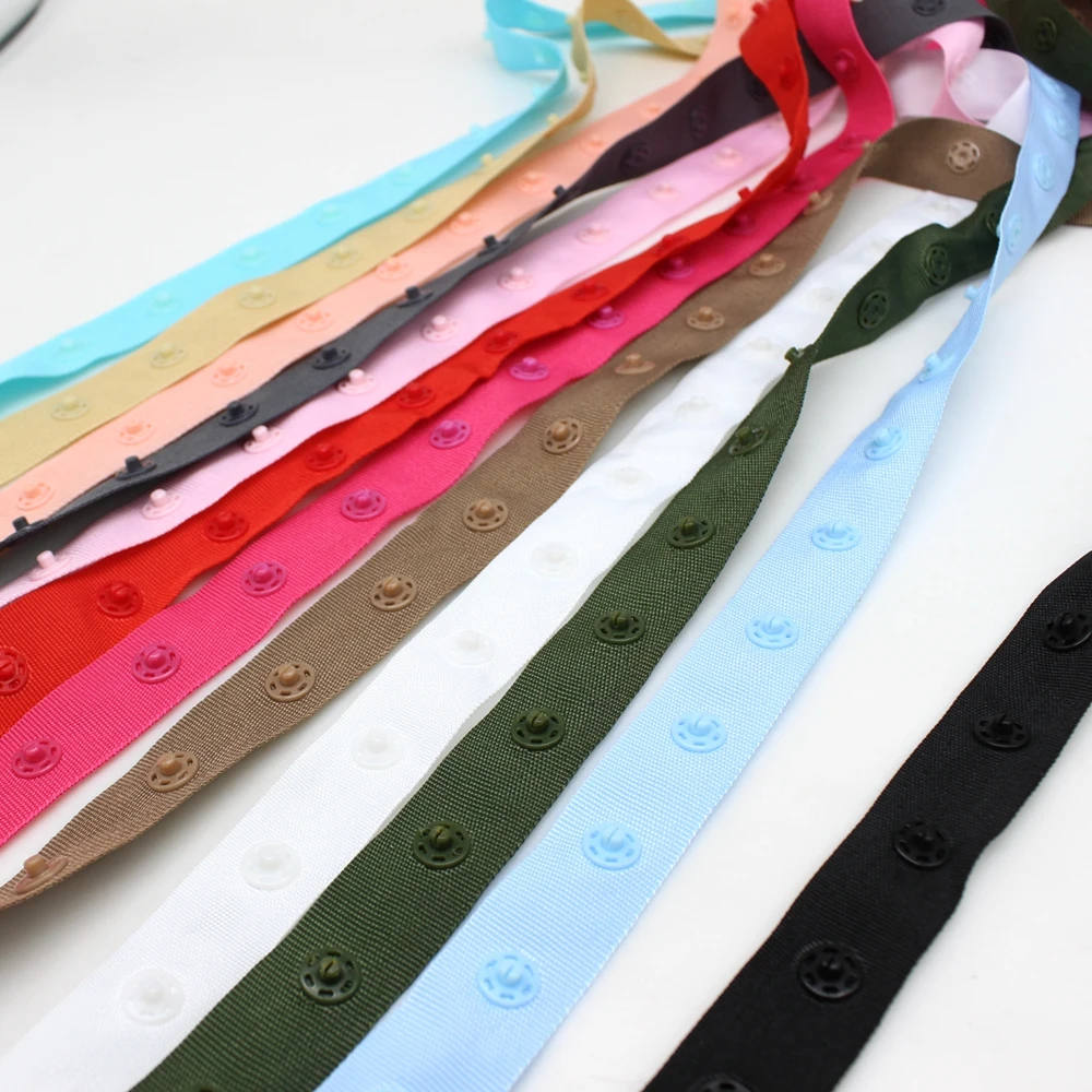 2 / 5 Yards / Lot Colourful Snap Buttons Tapes Snaps Ribbon Plastic Snap Button Ribbon Tape Trim for Garment Bag Sewing Accessor