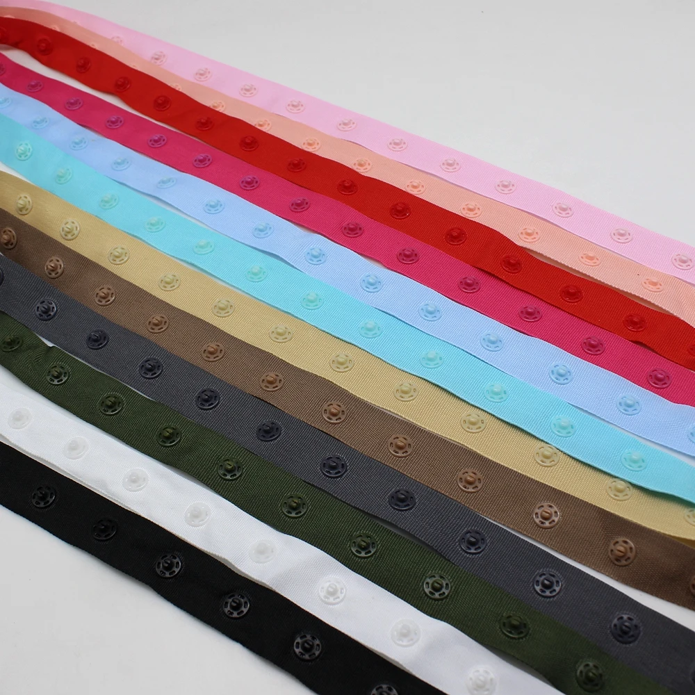 2 / 5 Yards / Lot Colourful Snap Buttons Tapes Snaps Ribbon Plastic Snap Button Ribbon Tape Trim for Garment Bag Sewing Accessor