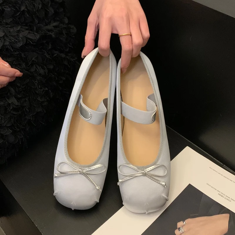 2023Luxury Satin Silk Ballet Shoes Woman Classic Square Toe Bowtie Elastic Band Ballerina Flats Ladies Soft Loafers