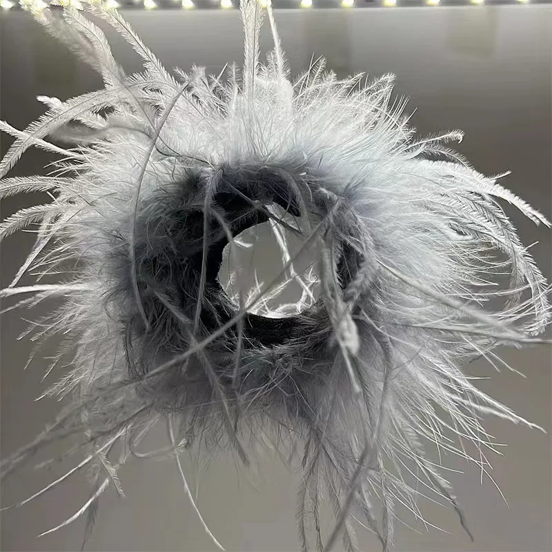 Real Ostrich Feather Cuffs women Wrist Sleeve fur cuff Luxury Furry Feather feather cuff snap bracelet Lady Feather Anklets