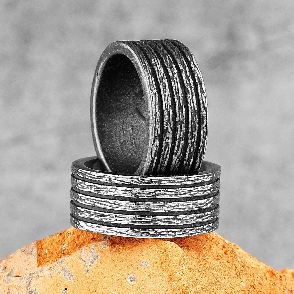 Simple Vintage Black Geometry Stainless Steel Mens Rings Trendy Charm for Male Boyfriend Biker Jewelry Creativity Gift Wholesale