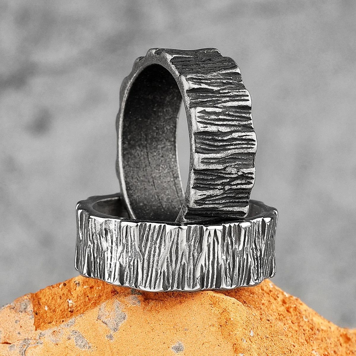 Simple Vintage Black Geometry Stainless Steel Mens Rings Trendy Charm for Male Boyfriend Biker Jewelry Creativity Gift Wholesale