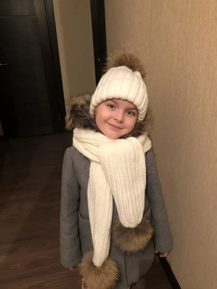 Parent-Child Winter hats Cute Baby fur Pompon Hat Scarf Sets Real Natural Fur Ball Caps Mother Kids Warm Knitted Hats Winter Bea