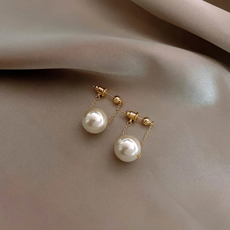 Simple Elegant Small Pearl Pendant Earrings For Woman 2020 New Fashion Jewelry Party Ladies' Unusual Dangle Earrings Accessories