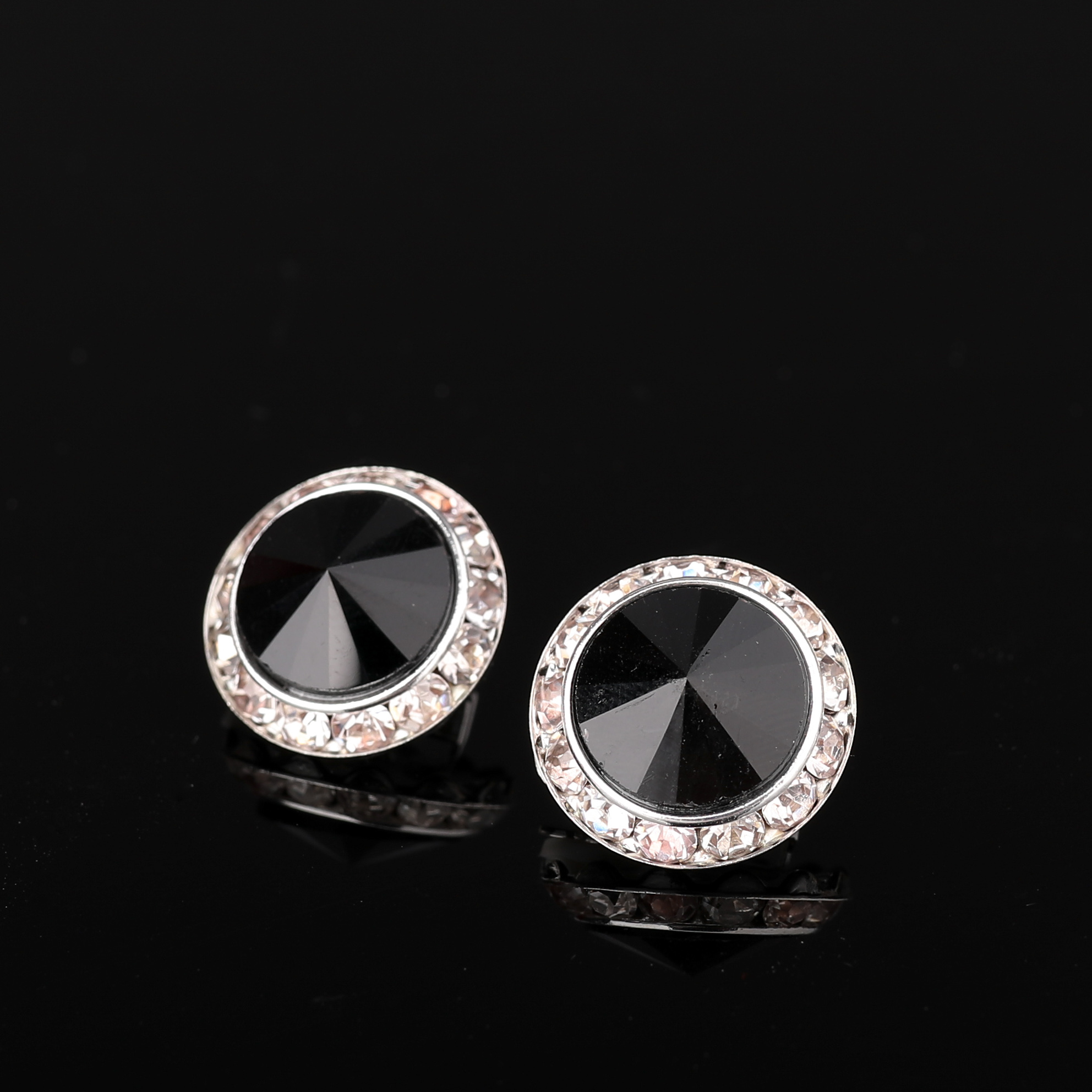 YCDZSWWL Classic Women Crystal Stud Earrings Elegant Ladies Diamante Ear Studs Earclip for Wedding Banquet Dance Party
