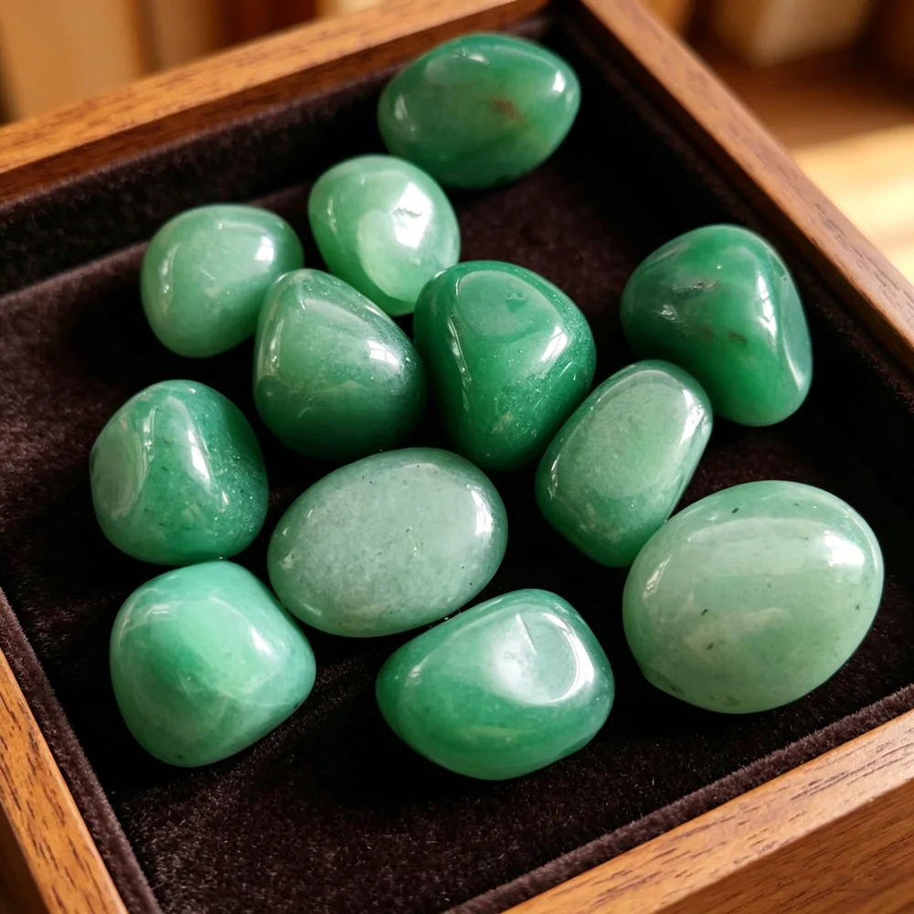Natural Green Aventurine Quartz Crystal Stone Jade Tumbled Reiki Healing Crystal Stone and Minerals Home Decoration Stone