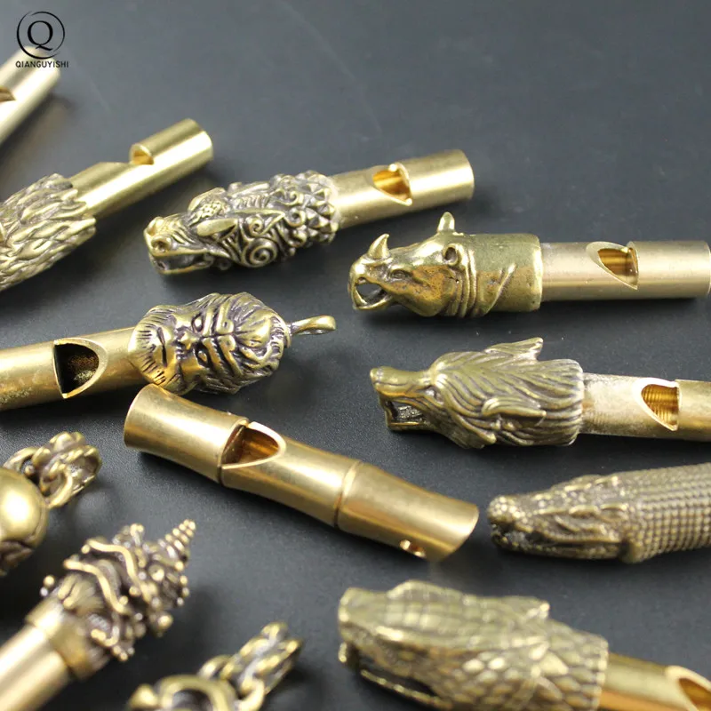 Pure Brass Outdoor Skull Whistle Keyring Hanging Jewelry Copper Training High Pitch Whistles Pendants Gifts Key Chain Ring DIY
