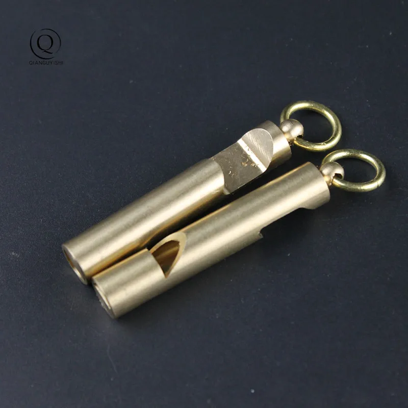 Pure Brass Outdoor Skull Whistle Keyring Hanging Jewelry Copper Training High Pitch Whistles Pendants Gifts Key Chain Ring DIY