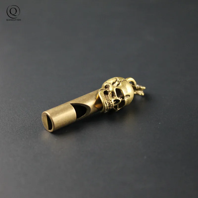 Pure Brass Outdoor Skull Whistle Keyring Hanging Jewelry Copper Training High Pitch Whistles Pendants Gifts Key Chain Ring DIY