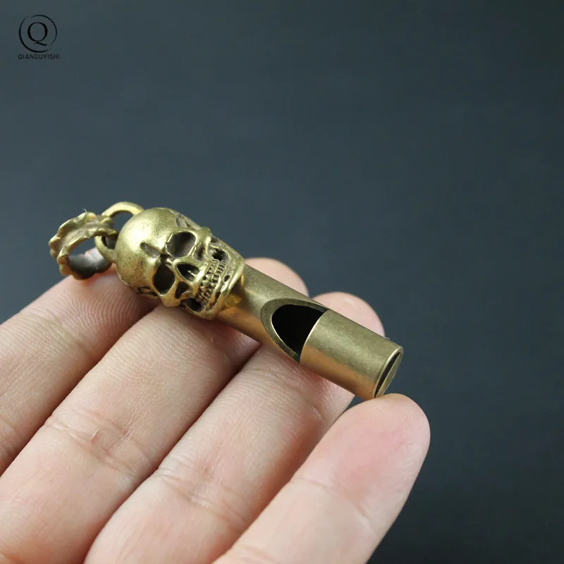 Pure Brass Outdoor Skull Whistle Keyring Hanging Jewelry Copper Training High Pitch Whistles Pendants Gifts Key Chain Ring DIY