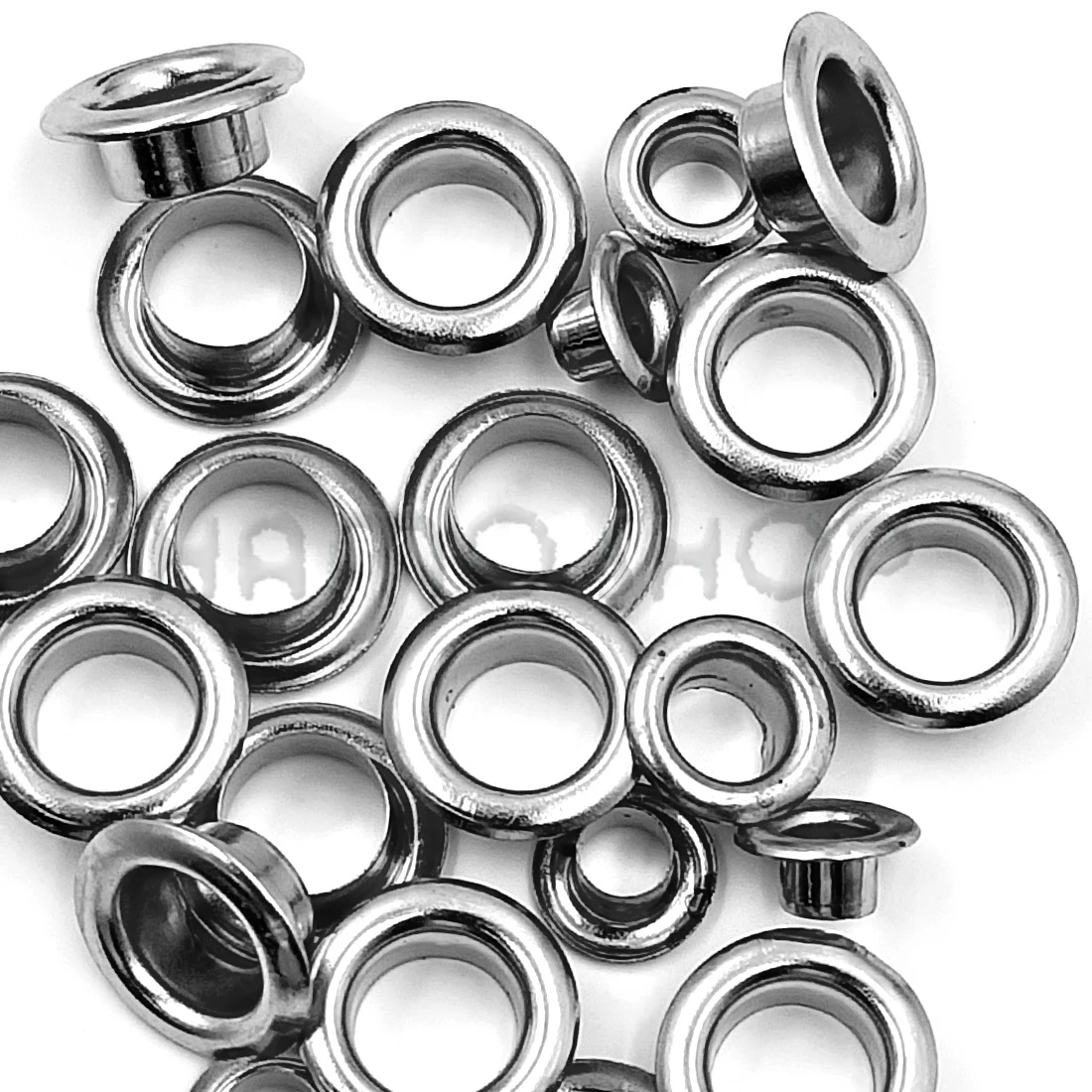200Pcs Hole Metal Eyelets Grommets Gunblack Color with Washer For Diy Leathercraft Accessories Shoes Belt Cap Bag Tags Clothes