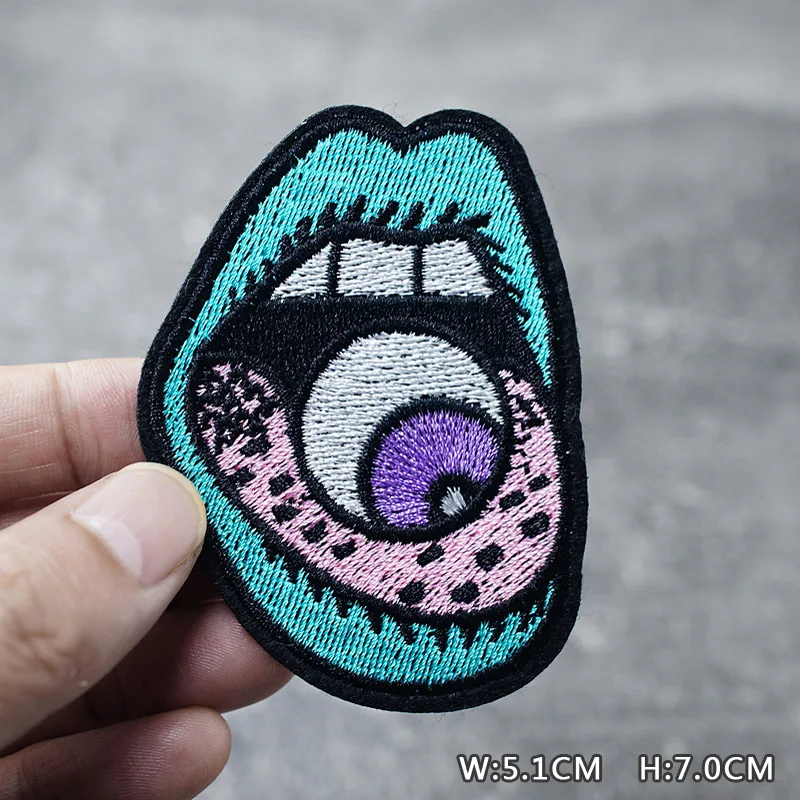HEART EYE DIY Child Patches Embroidery For T-Shirt Iron On Appliques Clothes Jeans Stickers Badges Parche ROCK MUSIC PUNK