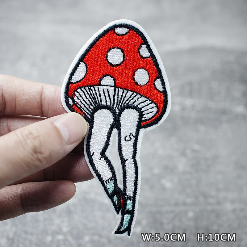 HEART EYE DIY Child Patches Embroidery For T-Shirt Iron On Appliques Clothes Jeans Stickers Badges Parche ROCK MUSIC PUNK