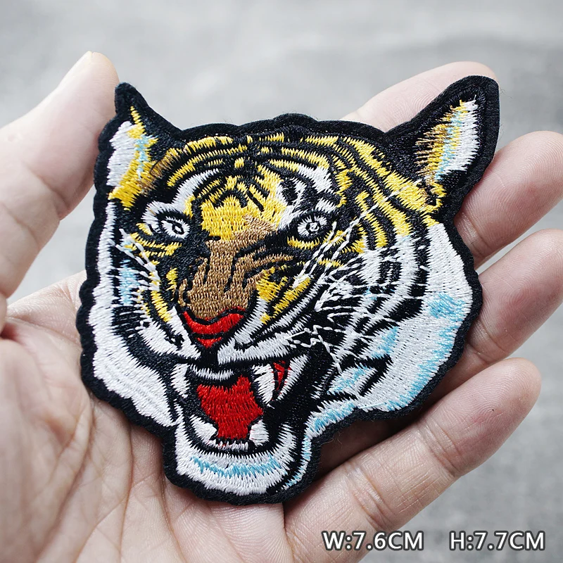 HEART EYE DIY Child Patches Embroidery For T-Shirt Iron On Appliques Clothes Jeans Stickers Badges Parche ROCK MUSIC PUNK