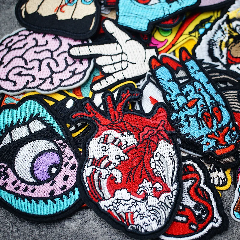 HEART EYE DIY Child Patches Embroidery For T-Shirt Iron On Appliques Clothes Jeans Stickers Badges Parche ROCK MUSIC PUNK
