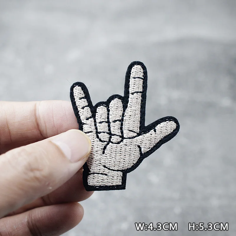 HEART EYE DIY Child Patches Embroidery For T-Shirt Iron On Appliques Clothes Jeans Stickers Badges Parche ROCK MUSIC PUNK