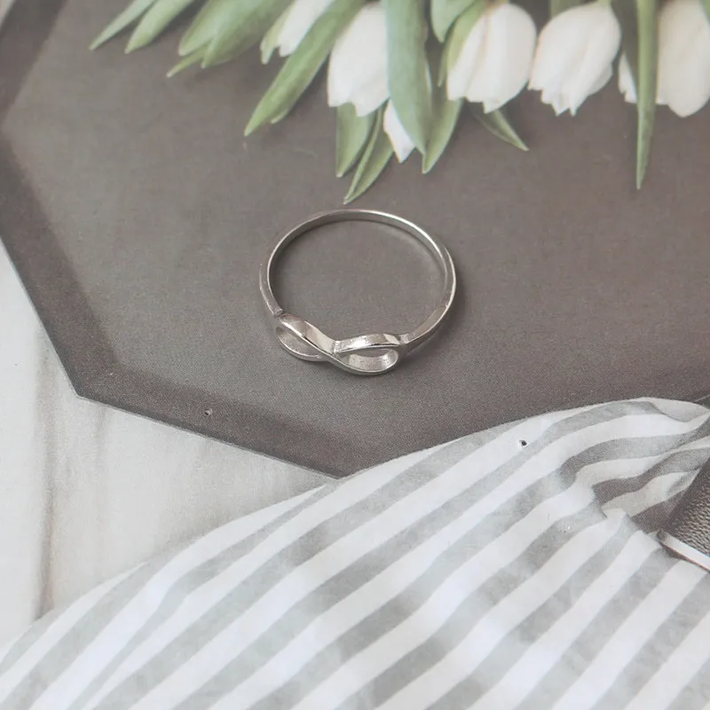 Mini Knot Rings for Women 17mm Round Wedding Rings Silver Color Metal Ladies Rings Fingers Accessories bague femme
