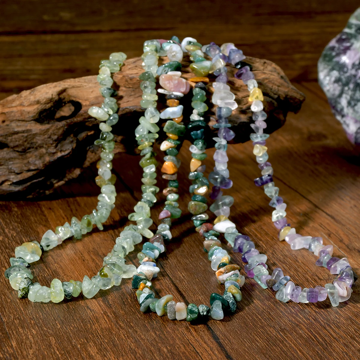 Natural Irregular Stone Crystal Necklace Bohemian Spring/Summer Beach Style