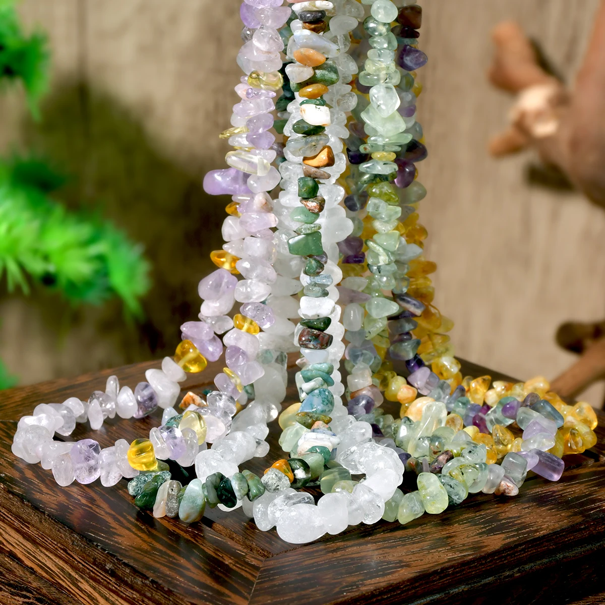 Natural Irregular Stone Crystal Necklace Bohemian Spring/Summer Beach Style