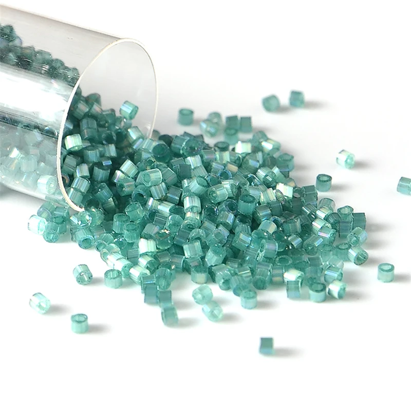 2000pcs/lot 10g 1.6mm Japan Miyuki Delica Beads Silk Color Glass Seed Bead For Needlewor Embroidery DIY Jewelry Making