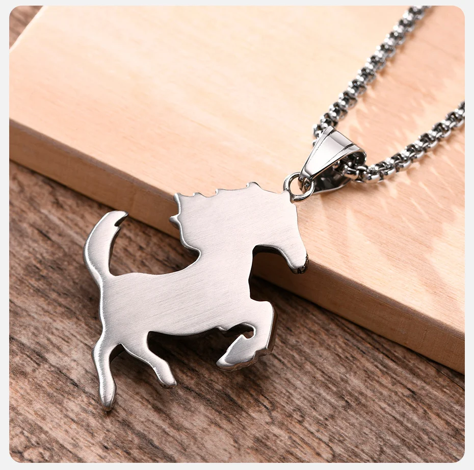 Vnox Men Horse Necklace, Rock Punk Stainless Steel Racehorse Pendant, Statement Male Lucky Collar Jewelry