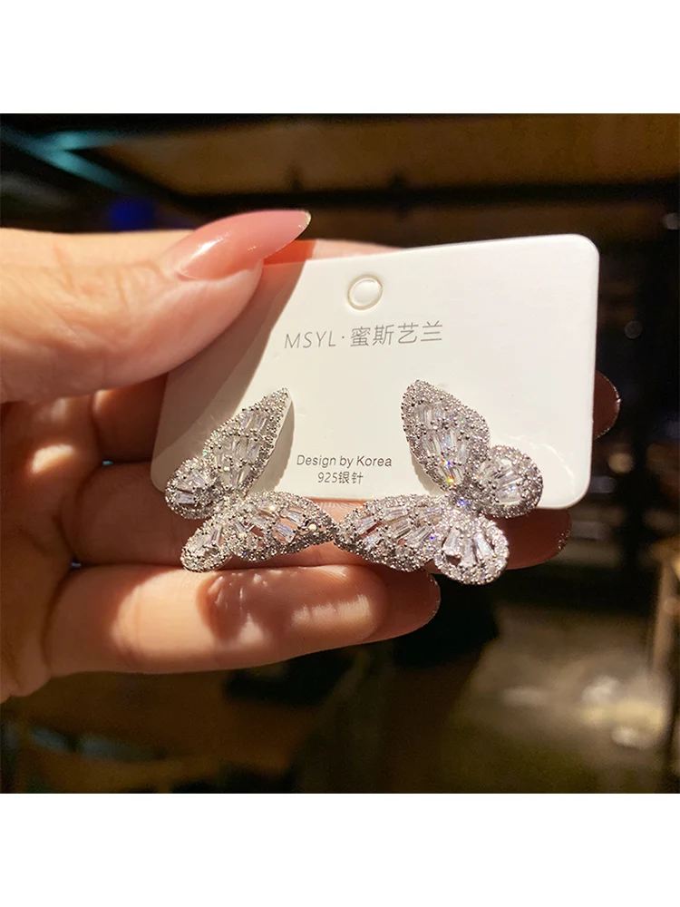 2022 New Butterfly Zircon Earrings women's Korean jewelry literary style earrings net red temperament simple new earrings