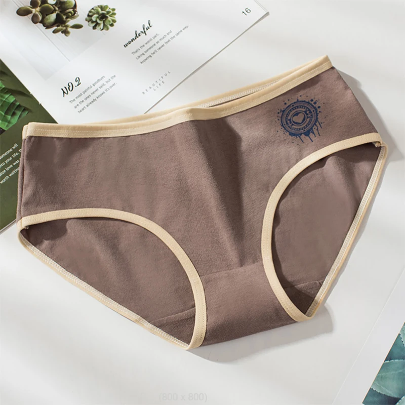 2025 Fashion Women Casual Cotton Panties  Mid-waist Underwear Threaded Brief Solid Color Ladies Underpants Breathable