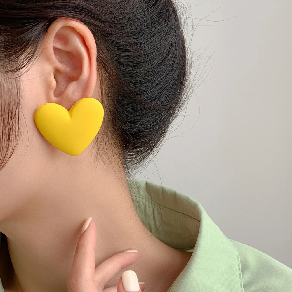FishSheep Cute Korean Heart Earrings New Trend Boho Acrylic Geometric Love Heart Stud Earrings Fashion Jewelry For Women 2022