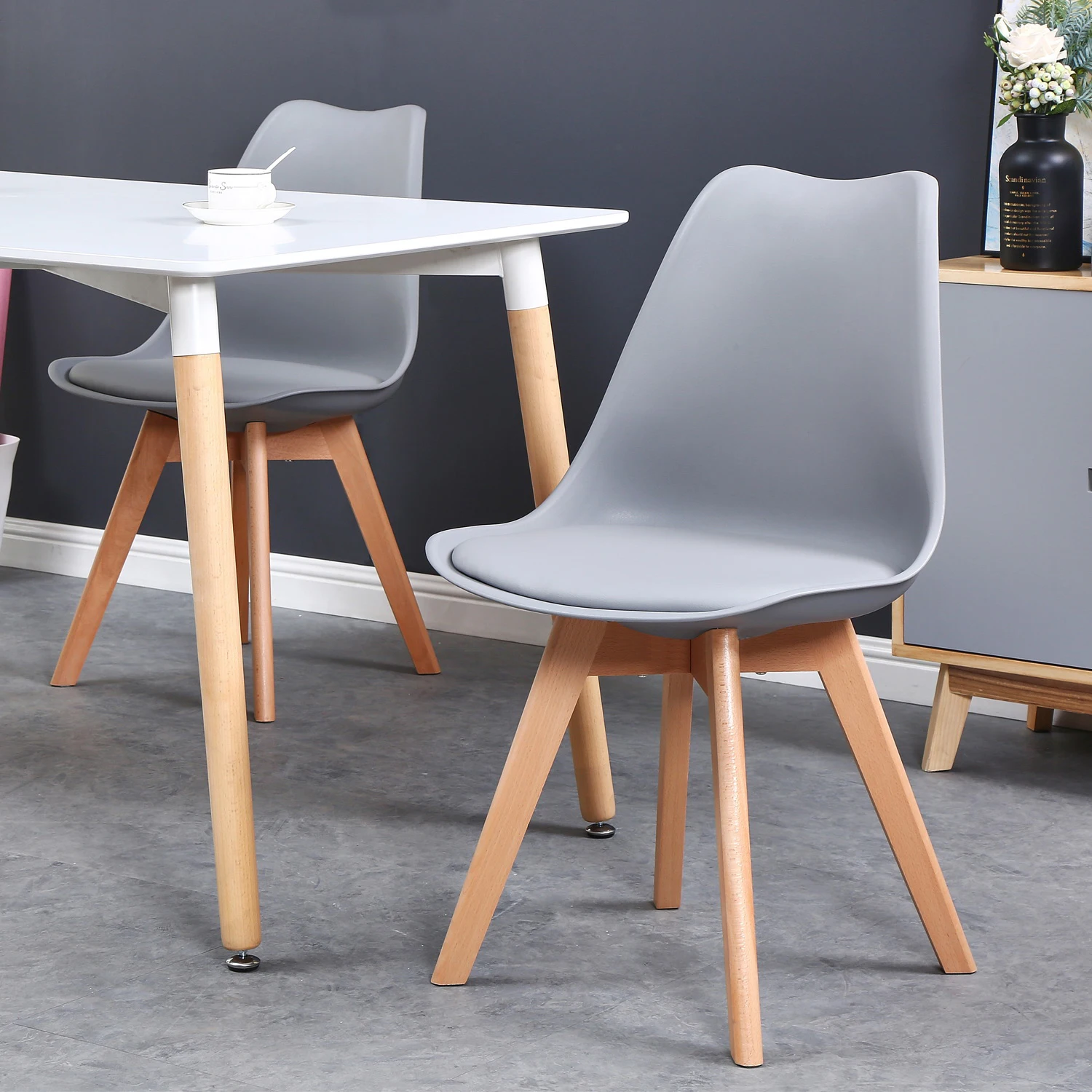 A Set of 6 Nordic Medieval Dining Chairs PU Padded Seat Beech Wood Legs Desk Chairs for Dining Room Bedroom Balcony Restaurant