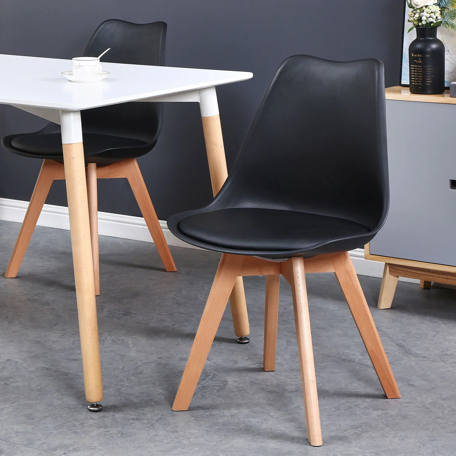 A Set of 6 Nordic Medieval Dining Chairs PU Padded Seat Beech Wood Legs Desk Chairs for Dining Room Bedroom Balcony Restaurant