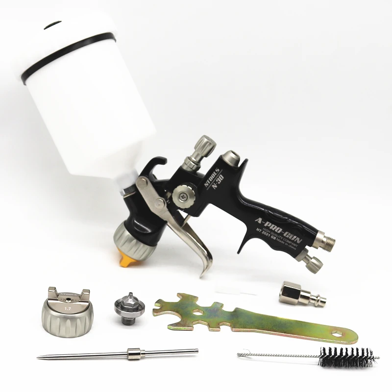 Spray Gun With 1.3 And 1.7mm Car Paint Gun With 600CC Mix Tank And Adpater Varnish Paint Sprayer /Air Spray Gun/Air Tools