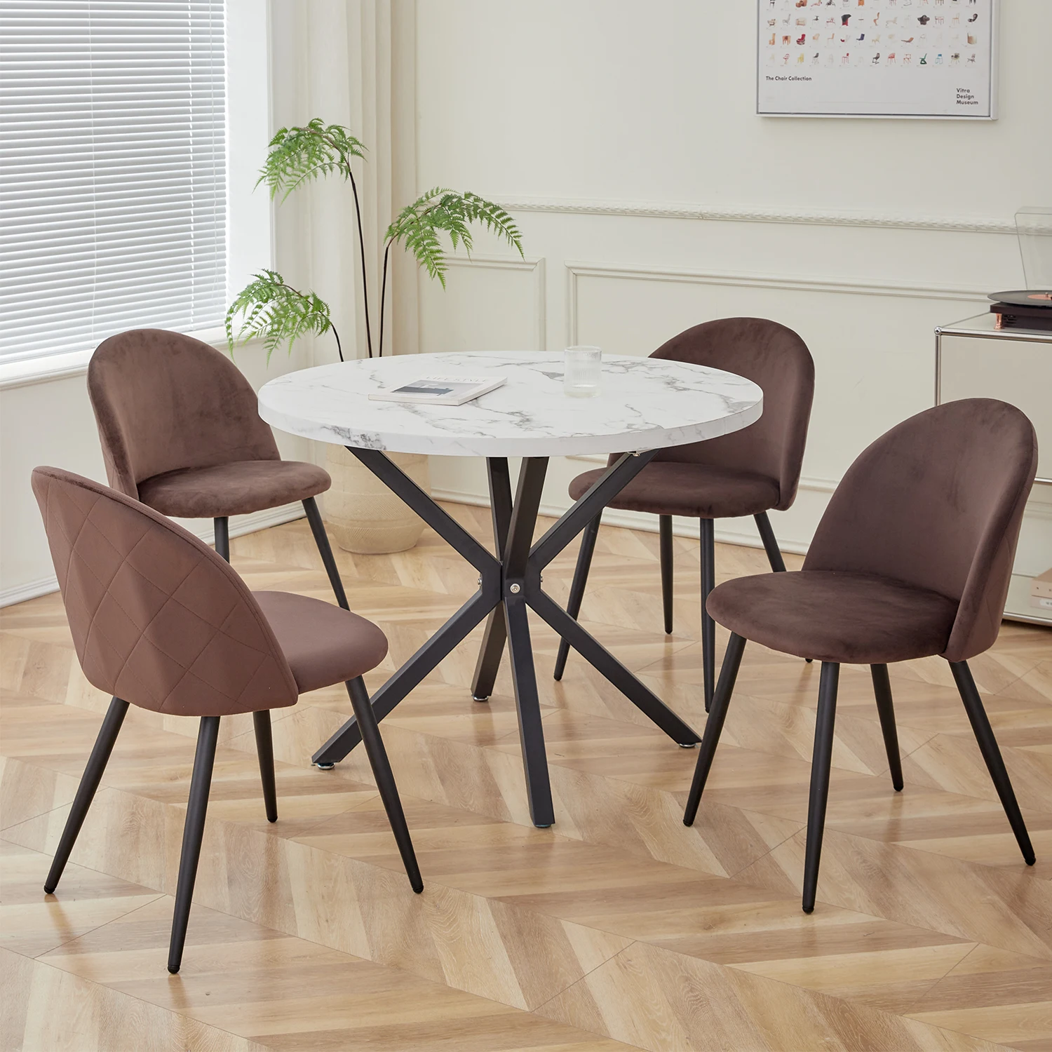 A Set of 4 Kitchen Nordic Dining Chairs Bedroom Velvet Dresser Party Modern Luxury Dining Chairs Design Unique Home Furniture